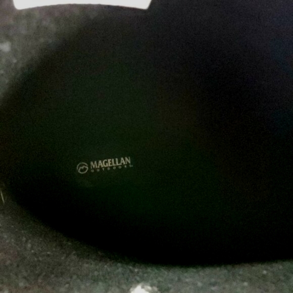 Magellan Outdoor Women's 7 Black Pull-on Side Buckle Rubber Rain/Water Boots - Picture 4 of 10